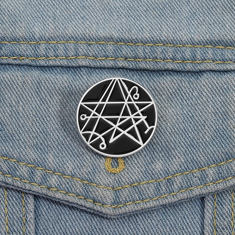 Round Enamel Pin Mystery Sigil Zinc Alloy Badge For Clothing Bag Decoration Gothic Geometric Brooch For Men Women