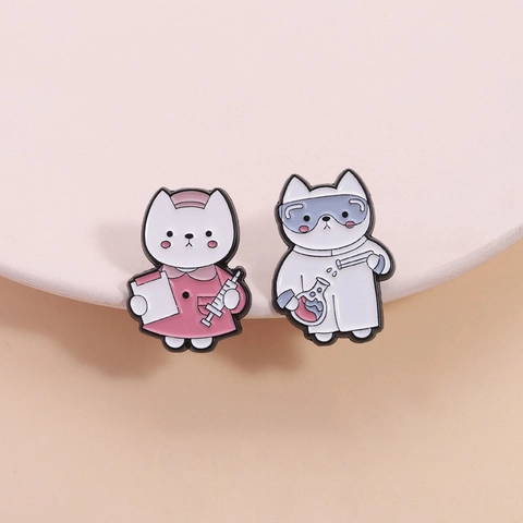 Süße Cartoon Katze Emaille Brosche Pins Für Damen Herren Krankenschwester Wissenschaftler Katze Metall Badge Schmuck Geschenk