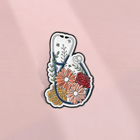 Creative Floral Stethoscope Enamel Brooch Zinc Alloy Medical Nursing Theme Pin Badge For Nurse Doctor Gift Decorative Clothing Jewelry