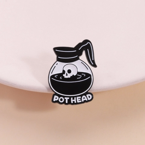Kreative Emaille Anstecknadel Dunkler Humor Kaffeekanne Totenkopf Abzeichen Pothead Schriftzug Zinklegierung Brosche Für Rucksack Kleidung Unisex Punk Schmuck