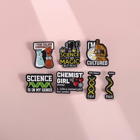 Pin de Esmalte Temático de Ciencia ADN ARN Microscopio Frasco Broche Divertido Cita Científica Insignia Para Estudiantes Profesores Regalo