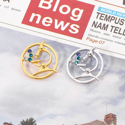 Microscoop Broche Pin Legering Strass Wetenschap Medische Sieraden Cadeau Voor Artsen Verpleegkundigen Vrouwen Mannen Goud Zilver