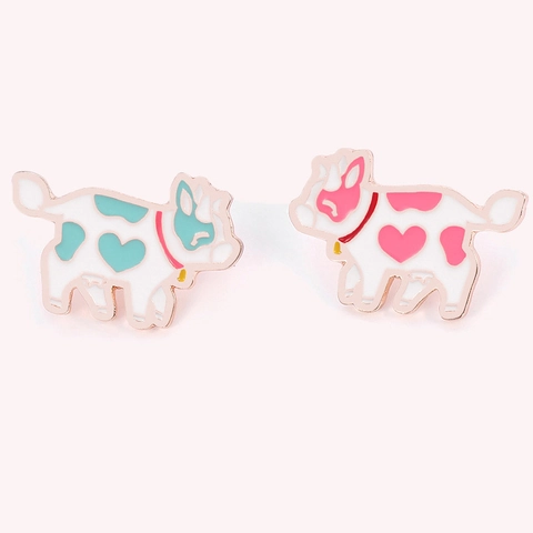 Cute Cartoon Flying Cow Enamel Pin Alloy Heart Pattern Animal Brooch Badge For Clothing Backpack Accessories Unisex Gift