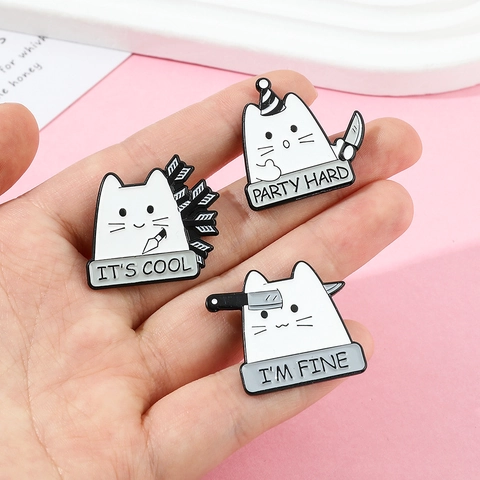 Drôle Dessin Animé Chat Blanc Broche en Émail Humour Meme Bijoux en Alliage Pour Sac à Dos Veste Vêtements Décor Femme Homme Cadeau