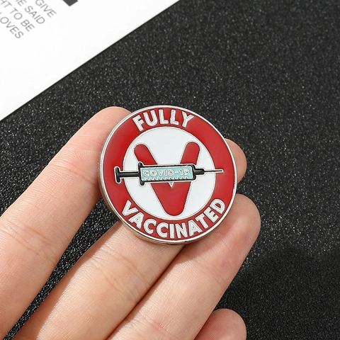 Broche Conmemorativo COVID-19 Fully Vaccinated Redondo de Aleación Esmalte Pin Con Patrón de Jeringa para Trabajadores Salud