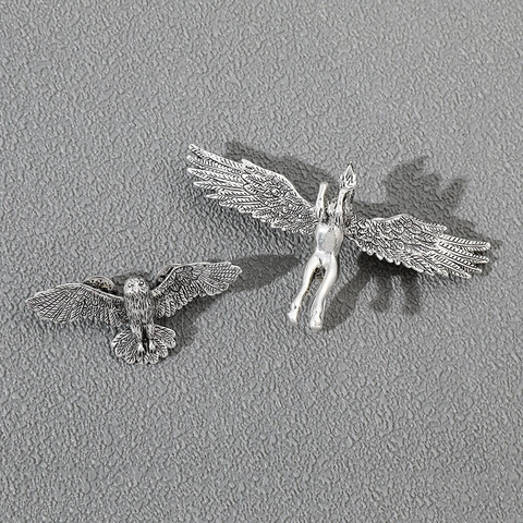 Spille da Balia Vintage Argento Antico Pegasus Aquila Creatura Mitologica Alata Distintivo in Lega per Decorazione Vestiti Borse