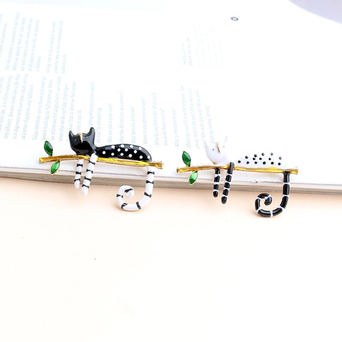 Simpatica Spilla a Forma di Gatto in Cartone Animato Pin Animale in Smalto Lega Accessori per Abbigliamento Zaino Gioielli Regalo Uomo Donna