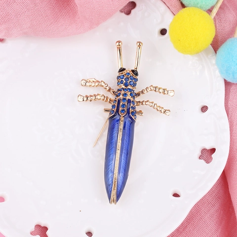 Vintage Gold Alloy Insect Beetle Brooch For Women Colorful Rhinestone Enamel Drip Oil Animal Brooch Pin For Clothing Jewelry