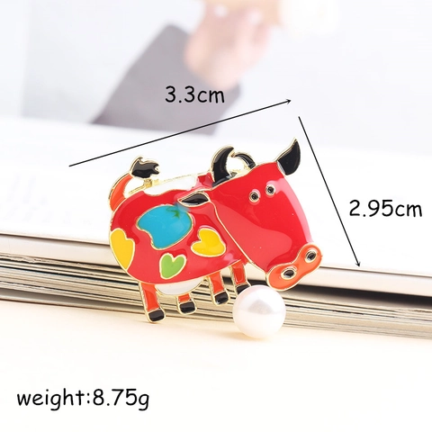 Cute Cartoon Cow Enamel Brooch With Faux Pearl Zinc Alloy Animal Pin For Clothes Bag Decoration Unisex Jewelry Gift