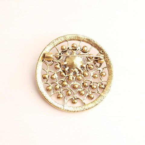 French Baroque Vintage Round Hollow Alloy Crystal Brooch For Women Elegant Rhinestone Floral Corset Pin Wedding Banquet Accessory