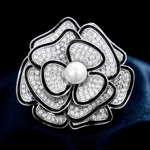 Vintage Gold Plated Copper Camellia Flower Brooch For Women With Zirconia And Pearl Black Enamel Floral Jewelry Gift