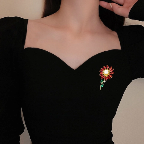 Vintage Gold Plated Copper Sunflower Brooch With Red Zirconia And White Shell Pearl Floral Pin Jewelry For Women Wedding Gift