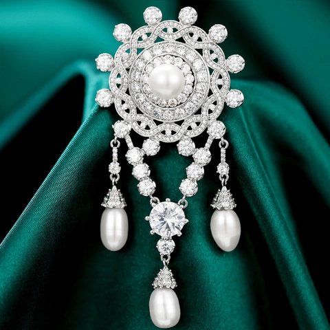 Spilla con Perle d'Acqua Dolce Stile Palazzo Vintage Rame Placcato Oro Argento Zircone Strass Fiocco Nappa Donna