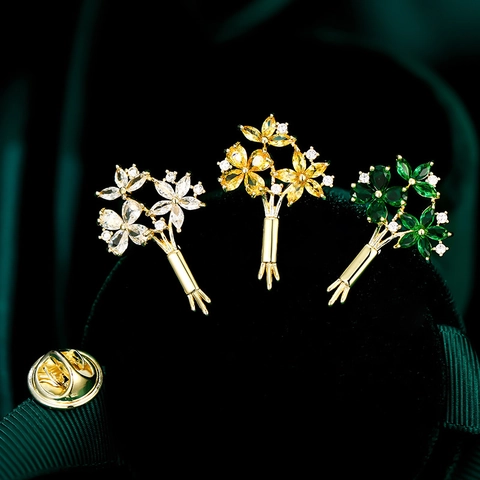 Mini Flower Bouquet Brooch For Women Luxury Copper Zirconia Suit Lapel Pin Shirt Anti-exposure Buckle Cardigan Accessory