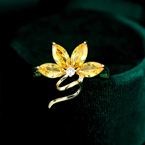 Elegant Orchid Flower Brooch For Women Copper Gold Plated Marquise Cut Zirconia Fashion Suit Coat Lapel Pin Accessories Jewelry Gift