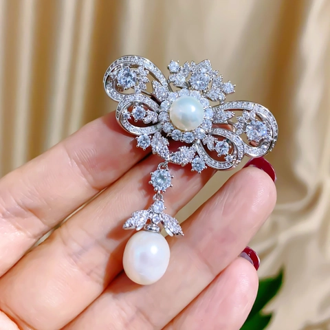 Vintage Byzantinischer Palast Stil Hohl Kupfer Zirkonia Perle Brosche Anhänger Für Damen Hochzeit Party Elegante Blume Schmuck