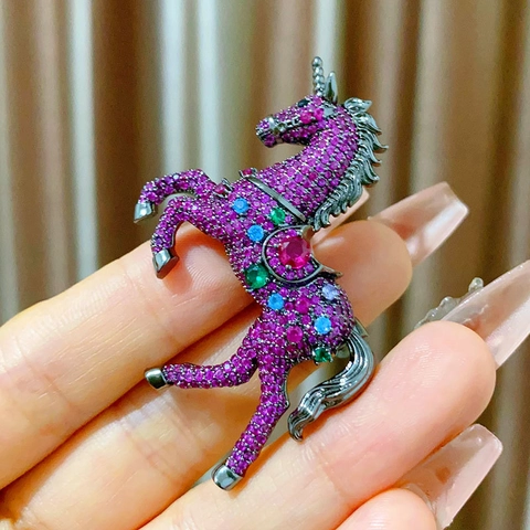 Vintage Palace Style Copper Unicorn Brooch Pin With Colorful Cubic Zirconia Rhinestone Mythical Horse Animal Jewelry For Women
