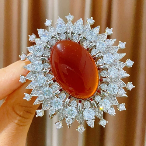 Vintage Court Style Red Agate Brooch For Women Luxury Sunburst Copper Zirconia Rhinestone Pin Suit Dress Wedding Banquet Elegant Floral Jewelry
