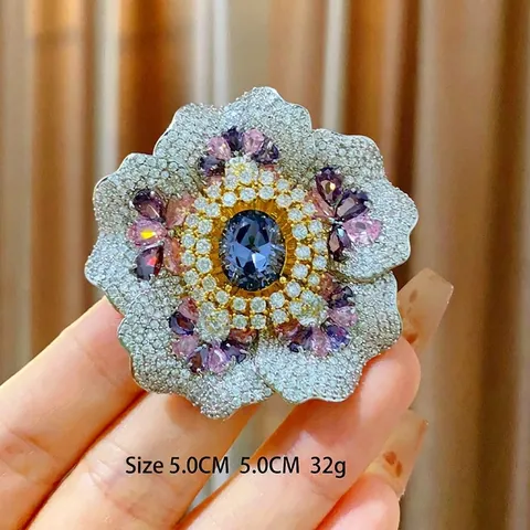 Lussuosa Spilla a Fiore Stile Corte Reale in Rame Con Zircone Colorato Intarsiato Magnifico Corsage Floreale Per Donna Banchetto