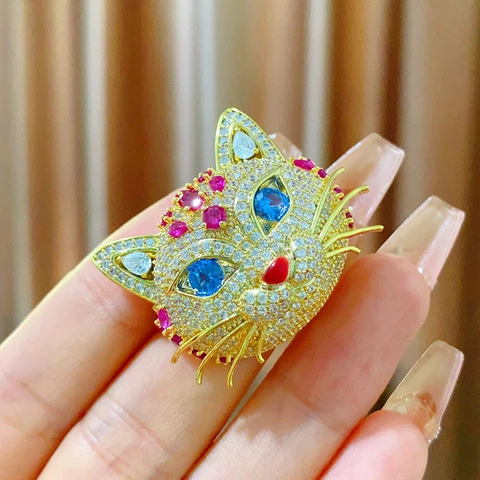 Lussuosa Spilla a Testa di Gatto in Zircone per Donna Rame Placcato Oro Spilla a Forma di Animale Elegante Accessorio Decorativo per Abiti e Cappotti