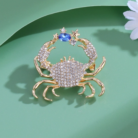 Exquisite Legierung Strass Krabbe Brosche Mit Blauem Kristall Tier Geformte Personalisierte Nadel Für Damen Herren Bankett Deko
