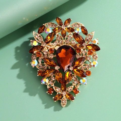 Vintage Alloy Rhinestone Flower Heart Brooch For Women Luxurious Glass Gemstone Clothes Corsage Pin Wedding Party Jewelry