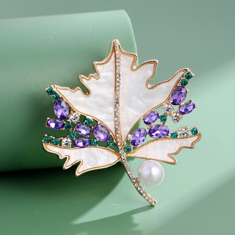 Vintage Ahornblatt Brosche Pin Für Damen Legierung Strass Kristall Emaille Blatt Nadel Mit Weißer Künstliche Perle Eleganter Schmuck