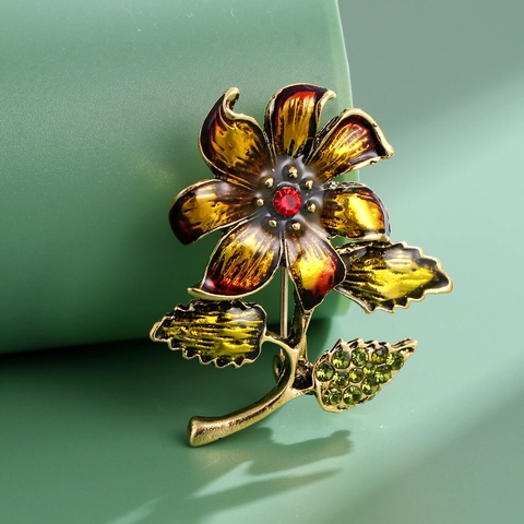 Vintage Alloy Flower Brooch For Women Elegant Enamel Drip Oil Rhinestone Floral Pin Fashion Jewelry Accessory Gift