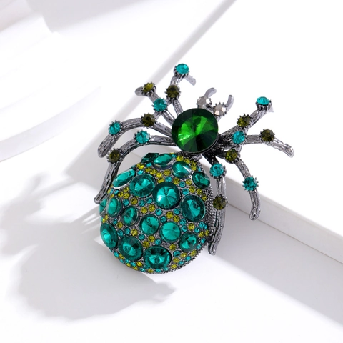Vintage Halloween Spider Brooch Alloy Green Yellow Enamel Rhinestone Crystal Spider Pin For Women Men Gothic Party Jewelry Gift