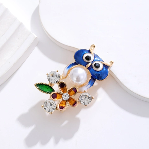 Vintage Uil Bloem Emaille Brosche Voor Dames Goud Legering Strass Imitatieparel Dier Reversspeld Sieraden Accessoires