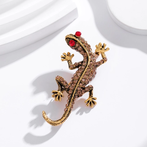 Vintage Gold Alloy Gecko Brooch With Brown And Red Rhinestones Individual Animal Lizard Pins For Women Men Clothing Decor