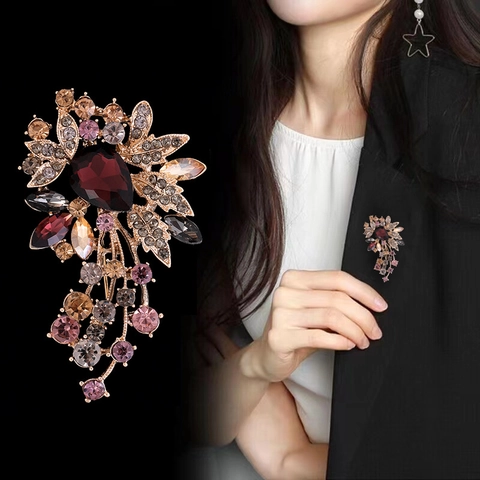 Vintage Palace Style Gold Plated Alloy Flower Brooch With Purple Red Crystal Rhinestone Elegant Floral Corsage Pin For Women