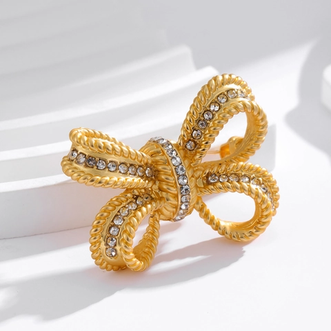 Vintage Gold Bow Brooch With Rhinestones 3D Twisted Rope Design Elegant High-End Corsage For Women Coat Suit Accessory