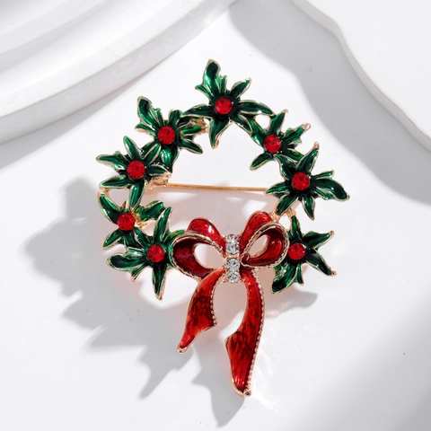 Rhinestone Christmas Wreath Brooch Pin For Women Alloy Enamel Bowknot Holly Leaf Festive Party Dress Suit Accessory Jewelry Gift