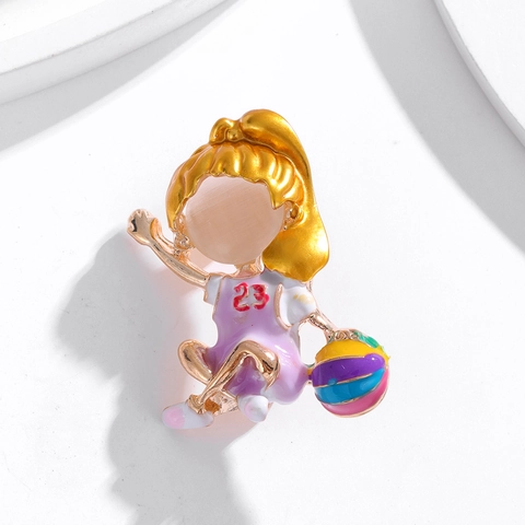Creative Cartoon Basketball Girl Brooch Number 23 Purple Jersey Alloy Enamel Rhinestone Pin Fashion Jewelry Gift For Women