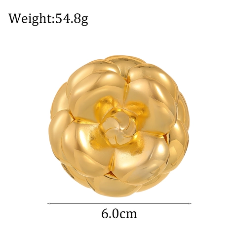Elegant 18K Gold Plated Alloy Camellia Flower Brooch For Women Luxury 3D Floral Corsage Suit Pin Fashion Jewelry Accessory