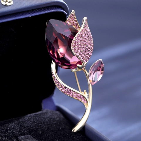Elegante Spilla a Forma di Tulipano in Rame con Zirconia Viola Cristallo Fiore Spilla per Donna Gioielli di Lusso per Banchetti