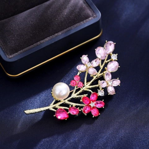 Elegant Floral Branch Brooch Pin For Women Pink Rhinestone Crystal Flower Alloy Gold Plated Faux Pearl Banquet Wedding Jewelry