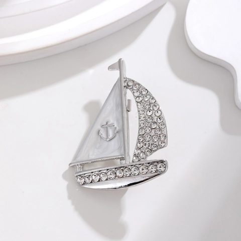 Silver Plated Alloy Sailboat Brooch For Women White Enamel Rhinestone Nautical Anchor Pin Elegant Lapel Pin Jewelry Accessories