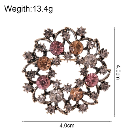 Vintage Zinc Alloy Rhinestone Flower Wreath Brooch Luxury Floral Pin For Women Suit Dress Banquet Party Fashion Jewelry