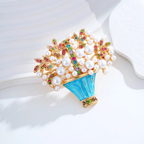 Fashion Flower Basket Brooch Alloy White Imitation Pearl Colorful Rhinestone Pin For Women Party Banquet Wedding Accessory