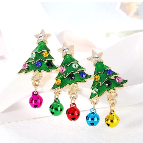 Kerstboom Emaille Brosche Met Hangende Gekleurde Bellen Strass Legering Ster Corsage Pin Vrouwen Feestdagen Sieraden