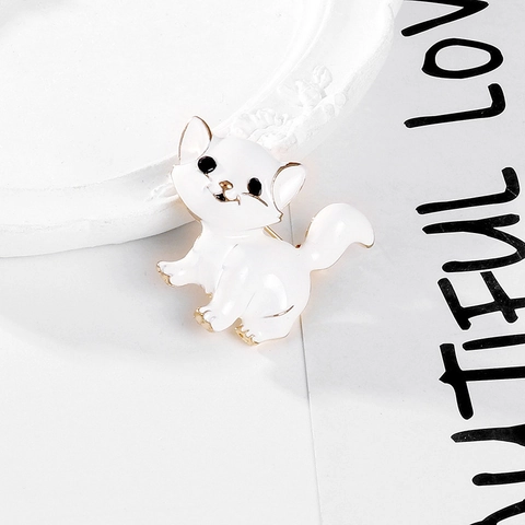 Simpatica Spilla in Smalto a Forma di Gatto in Lega con Strass Animale Bianca Placcata Oro Accessorio Gioiello Anti-esposizione Donna Bambini