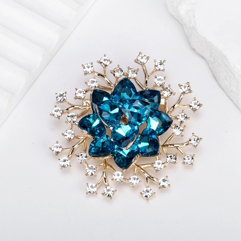 Lussuosa Spilla a Fiore di Cristallo per Donna Elegante in Lega con Strass Intarsiati a Cuore Pietra Blu per Festa Banchetto