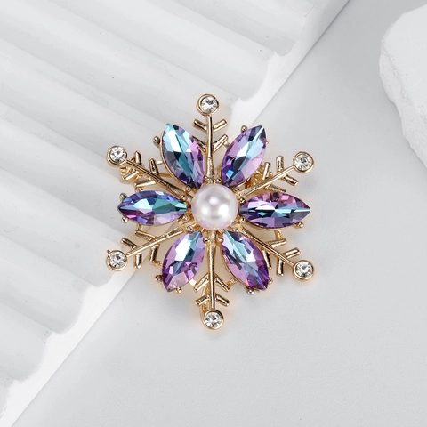 Elegant Snowflake Brooch For Women Gold Plated Alloy Inlaid With Gradient Blue Purple Crystal And Faux Pearl Accessory Jewelry Pin