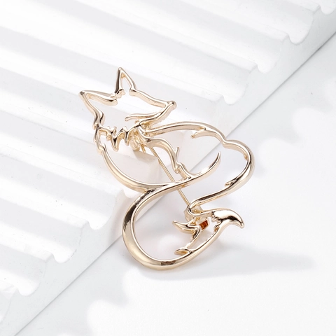 Elegante Spilla a Forma di Volpe Traforata in Lega di Zinco Galvanica Oro Argento Spilla da Giacca per Abito Maglione Donna Uomo