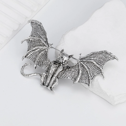 Gothic Vintage Cat Bat Wing Brooch Alloy Animal Lapel Pin Antique Gold Silver Punk Jewelry For Halloween Party Gift
