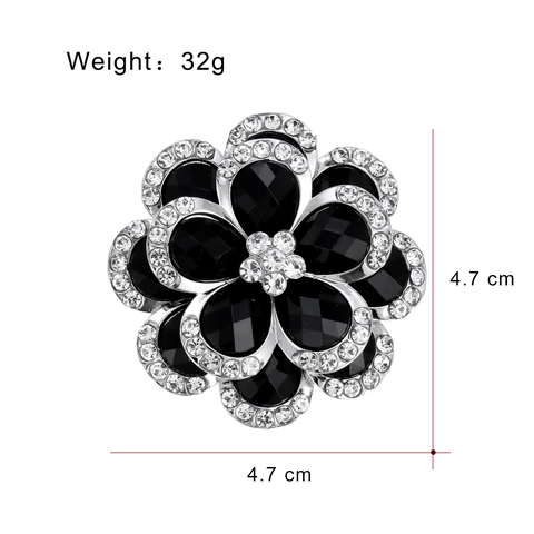 Elegant Black Camellia Flower Brooch For Women High Sense Fashion Rhinestone Suit Corset Pin Vintage Alloy Jewelry Gift