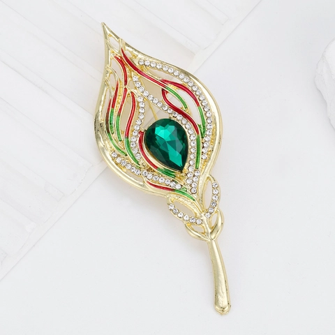 Vintage Peacock Feather Brooch Luxury Alloy Rhinestone Enamel Pin With Water Drop Gemstone Elegant Women Banquet Jewelry Accessory