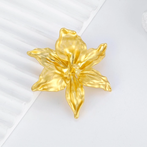 Französisch Vintage Unregelmäßige Goldene Blumenbrosche Für Damen Legierung Mattes Metall Florale Anstecknadel Mode Kleidung Schmuck